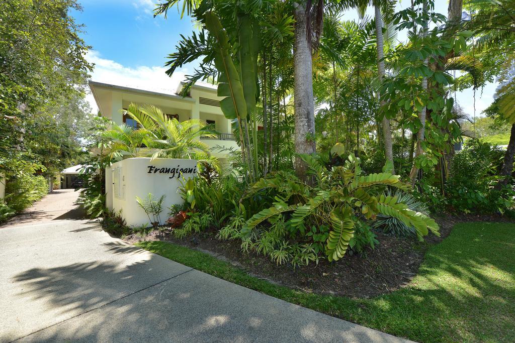Villa Frangipani Port Douglas Exterior foto
